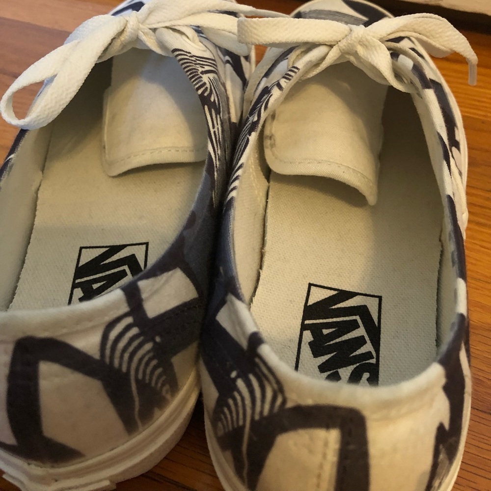 🔥 RARE!! 🔥 Vans Authentics - Picture 8 of 8